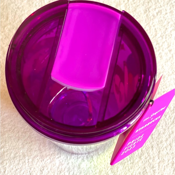 NWT🌈Tim Singleton Starbucks 2023 Pride Fan Dichroic Plastic Cold Brew Cup, 16oz - Picture 8 of 11